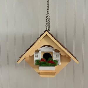 NWOT Home Bazaar hanging Wooden Bird House 8” 6” 3 1/2”